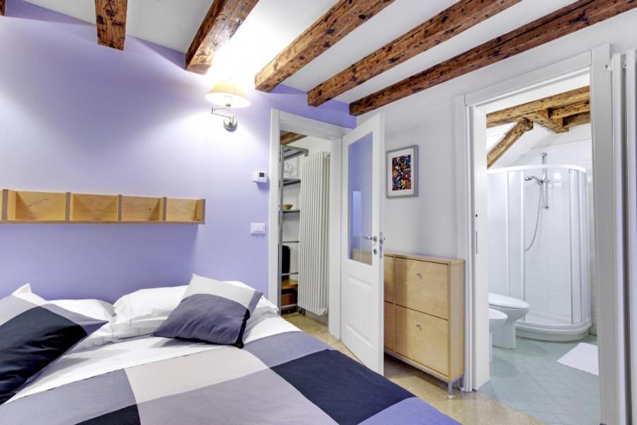 Cozy Apartment Up To 4 In Biennale Giardini By Bricola Apartments Venezia Eksteriør bilde